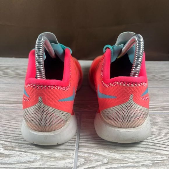 Nike Free 5.0 Pink 'Punch Cyan' Running Shoe Athletic Sneaker Womens 7 - Picture 4 of 9